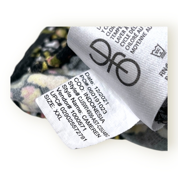 Jessica Simpson "Boquet Splash" Floral Joggers with Pockets - Picture 8 of 10